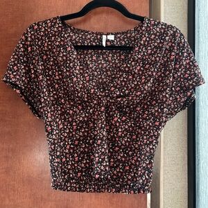 ONLY Pella Printed Crop Top
